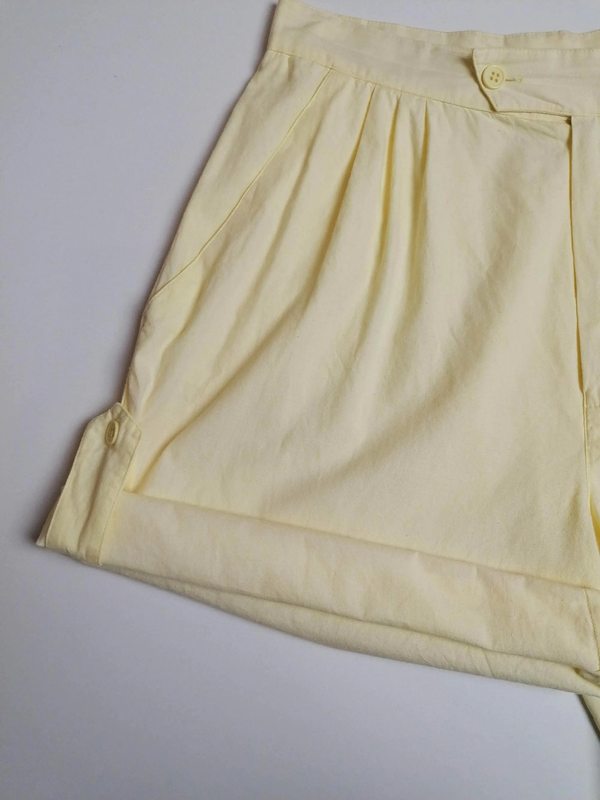 High Waist Retro Cotton Shorts - size XS-S / 40