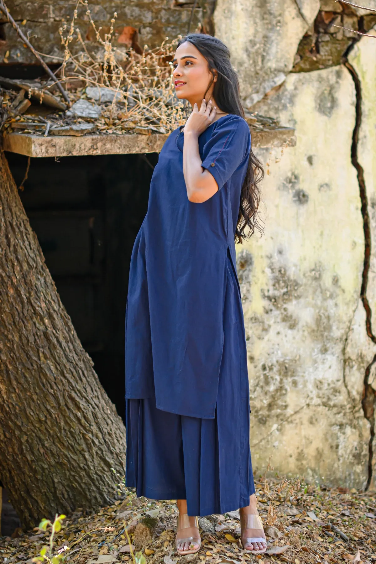 Zarna Cotton Linen Kurta and Culottes Set - Navy